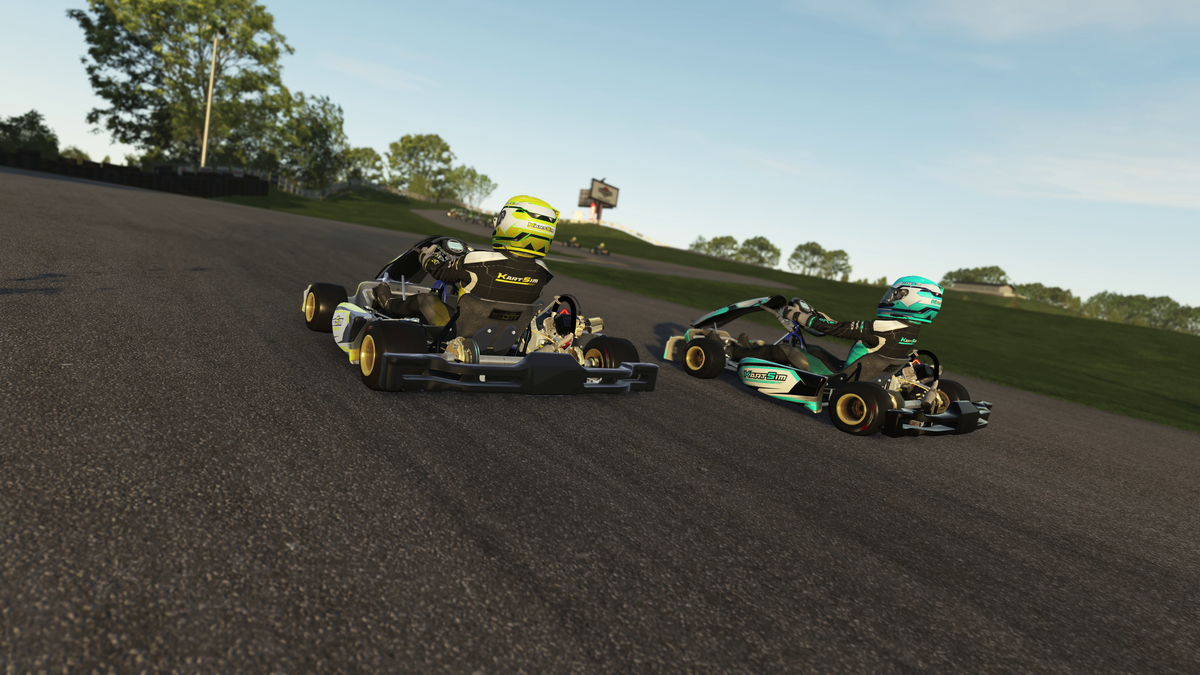 Professional driver training on a KartSim simulator with laser-scanned circuits and telemetry analysis, supporting esports competition, coaching, and commercial sim racing opportunities.