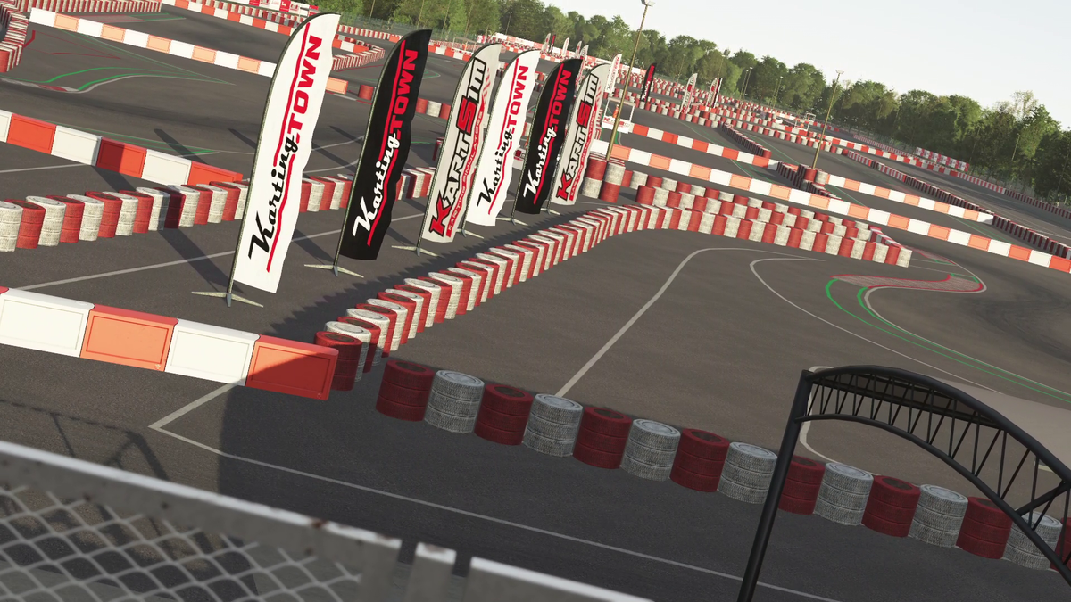 Driver preparing for a real track day using a KartSim Pro simulator with laser-scanned circuits, realistic kart physics, and telemetry-based coaching.