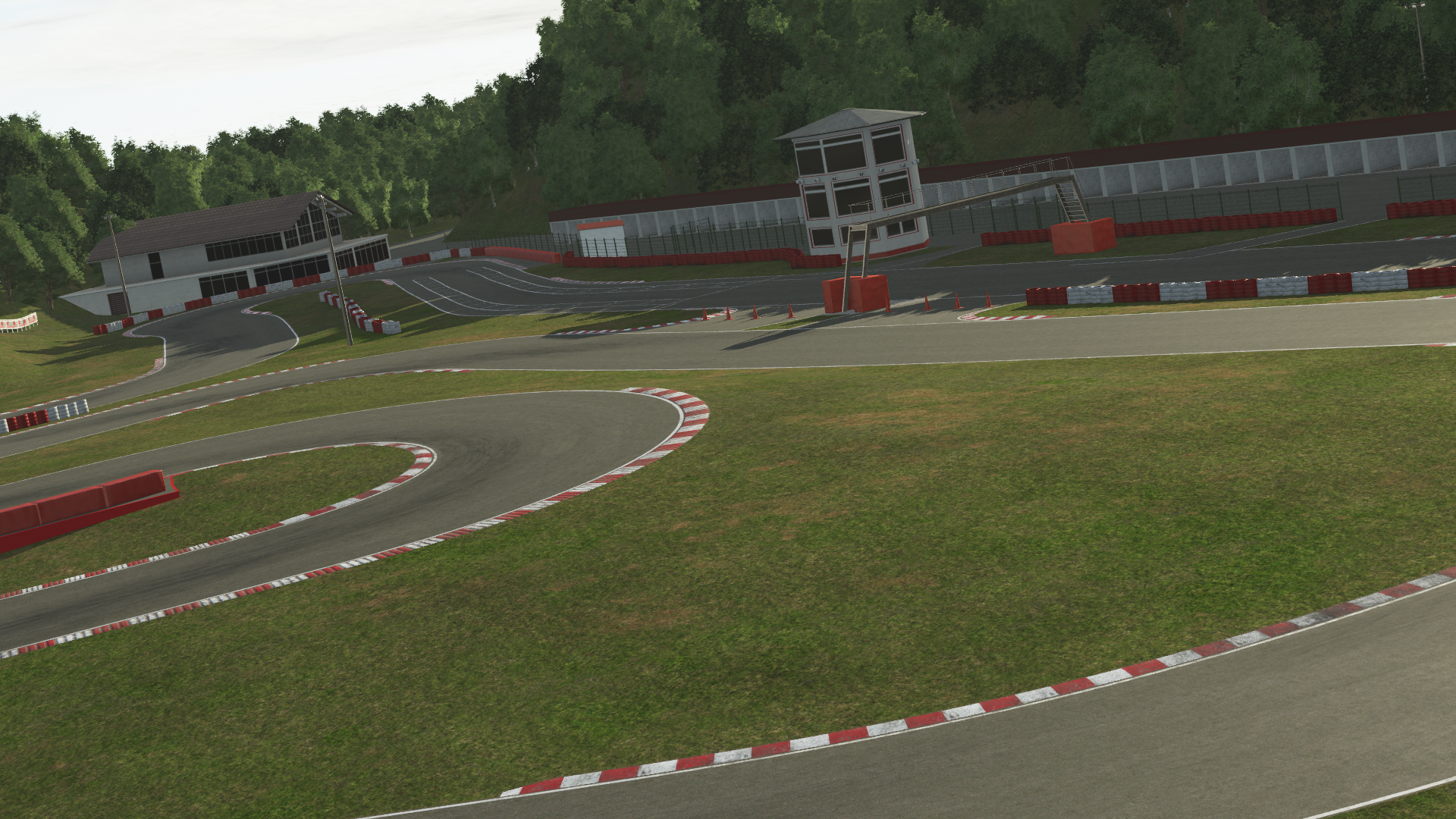 KartSim Ampfing circuit – pit building and facilities rendered in simulation software for accurate pre-race track familiarisation