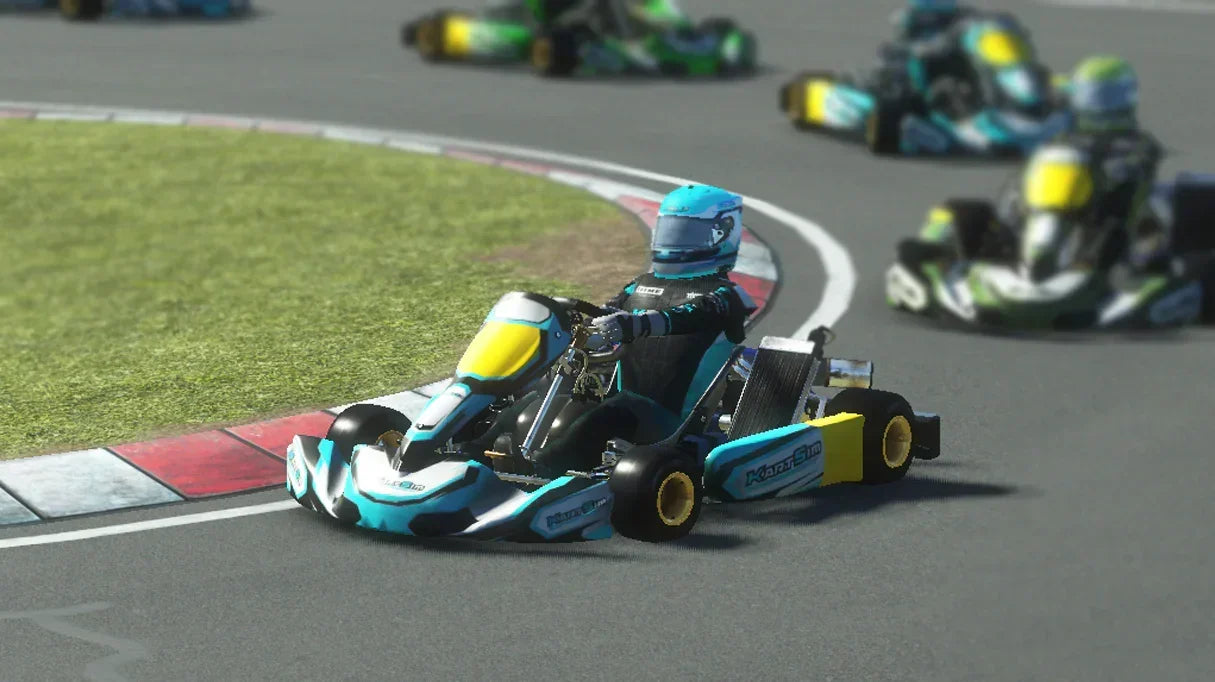 Senior X30 kart render in KartSim — professional training tool for kart racers; 125cc TaG single-speed, senior chassis, CIK bodywork, hydraulic rear brake, 5″ wheels/slicks