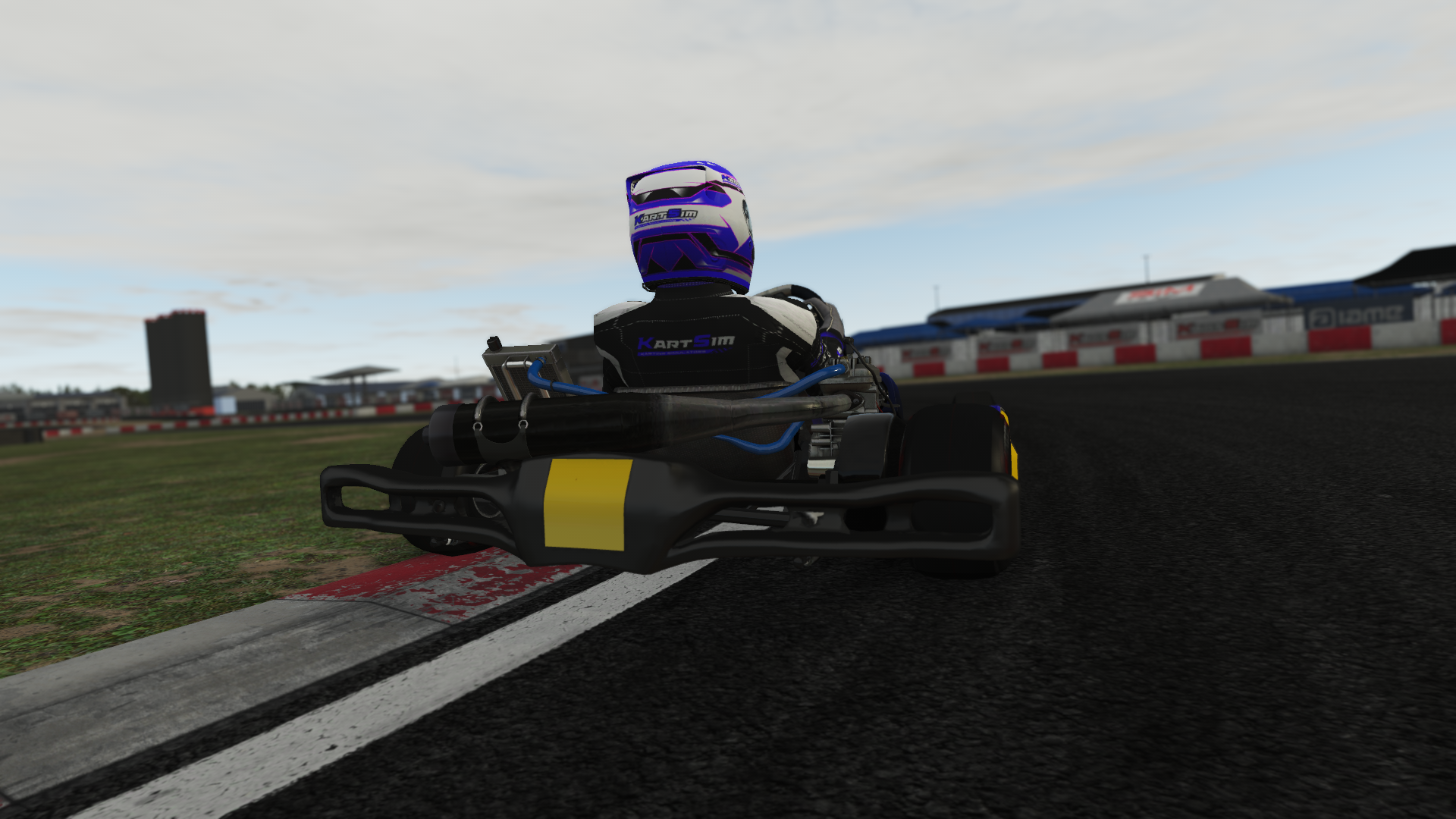 X30 Cadet EU 004 kart with 125cc 2-stroke engine, designed for cadet drivers in Europe, featured on KartSim software for immersive virtual kart racing